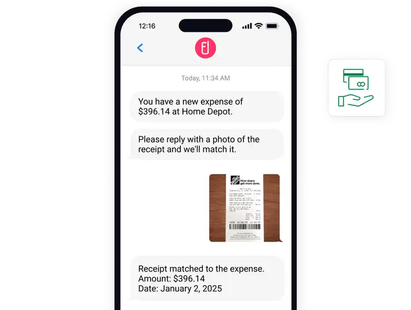 An employee notified of corporate credit card spend in real-time with Fyle
